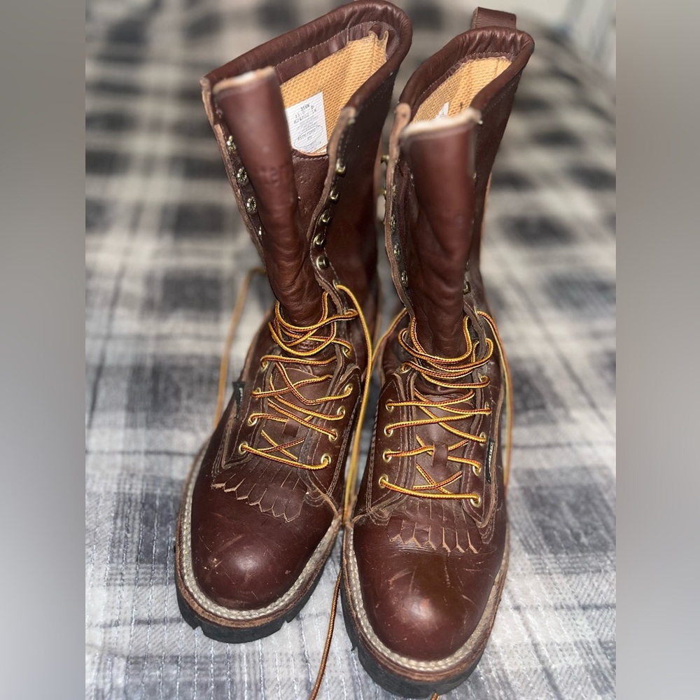Linemen boots